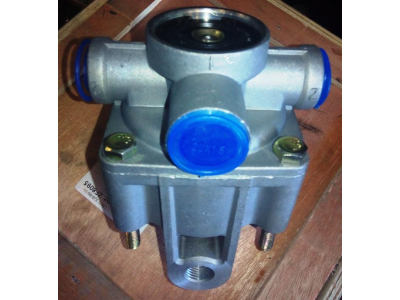 Клапан регулировки тормозных усилий на задние мосты (ускорительный) SH F3000 SHAANXI / Shacman (ШАНКСИ / Шакман) DZ9112360047 фото 1 Нижневартовск